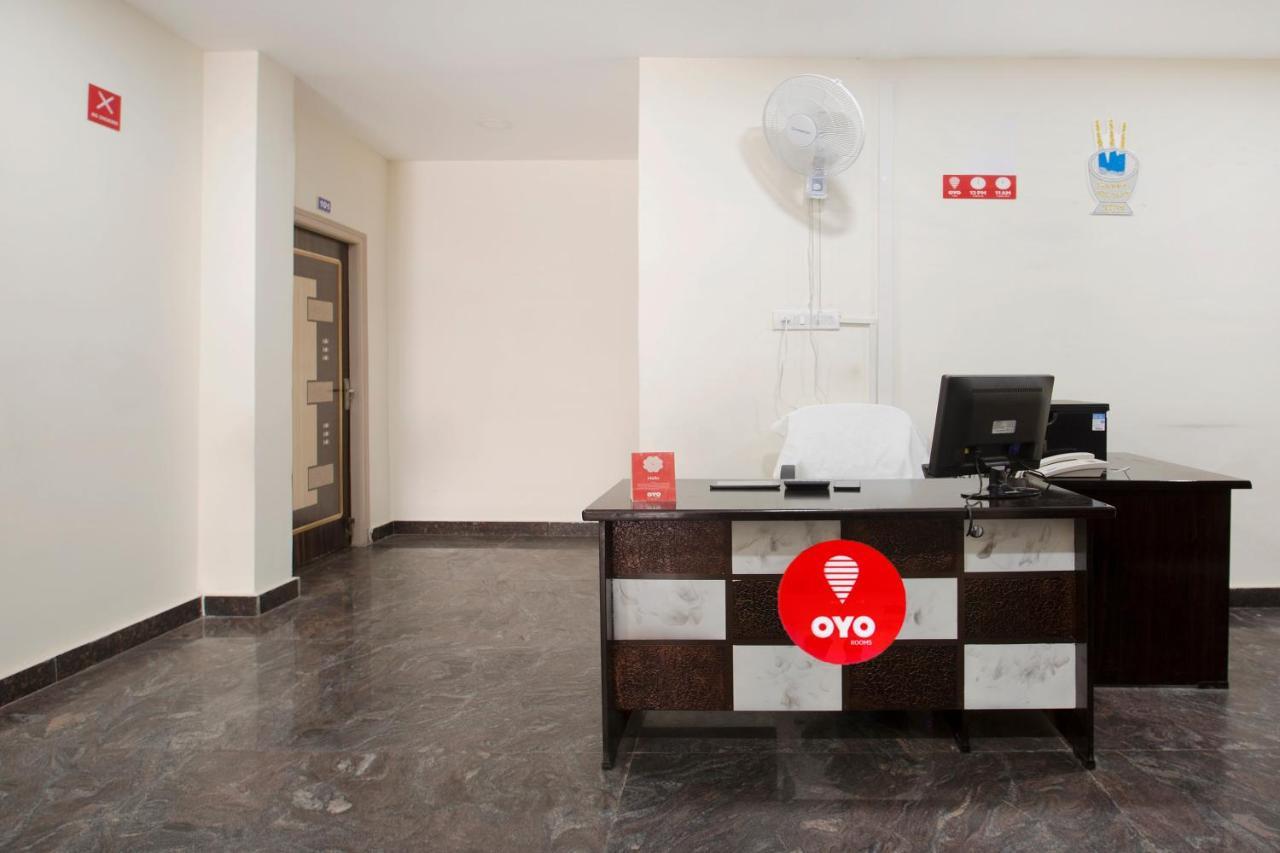Oyo 9936 Elite Inn Хидерабад Екстериор снимка